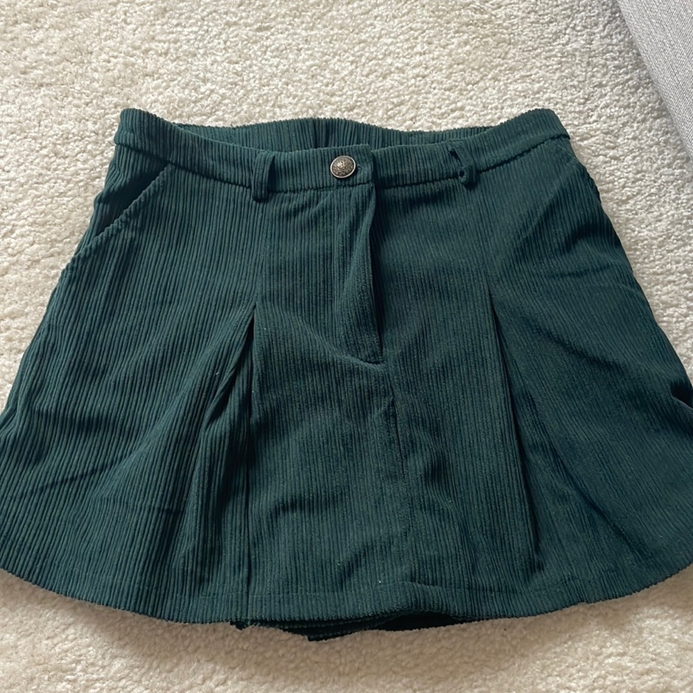 Green skirt